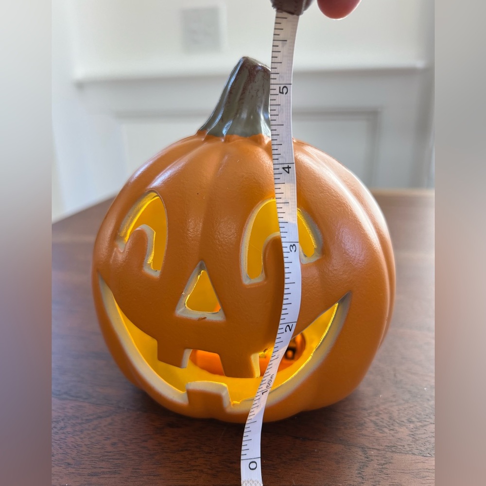 NWOT Plastic Halloween Light Up Jack-O-Lantern - Picture 4 of 5